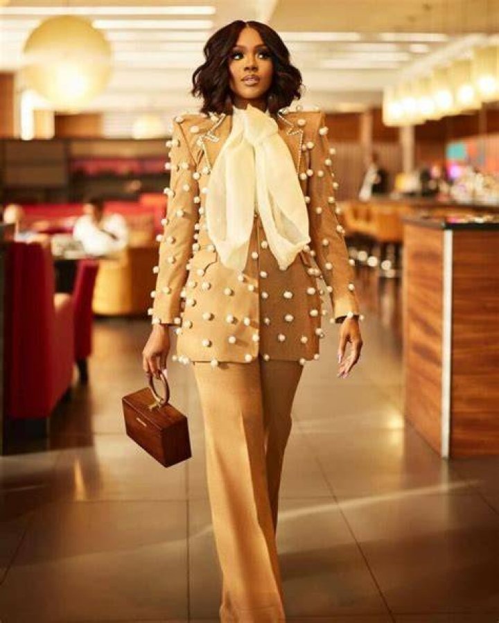 Sarah Jakes Roberts age, height, wiki, net worth, biography and latest