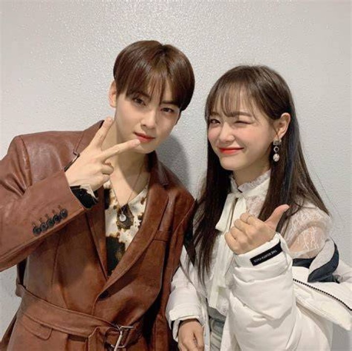 [SBS Star] gugudan SEJEONG & ASTRO Cha Eunwoo Boast Their Everlasting