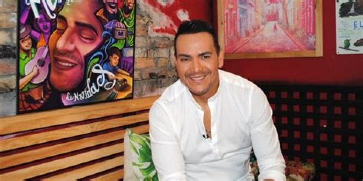 Se casa el salsero puertorrique&ntilde;o V&iacute;ctor Manuelle con Frances Franco