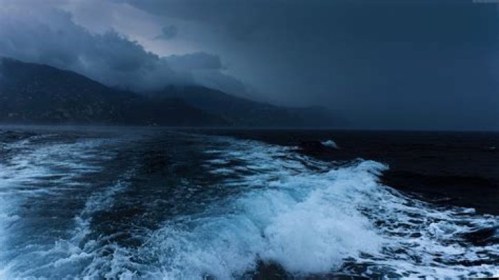 Sea By Night Pictures Download Free Images on Unsplash