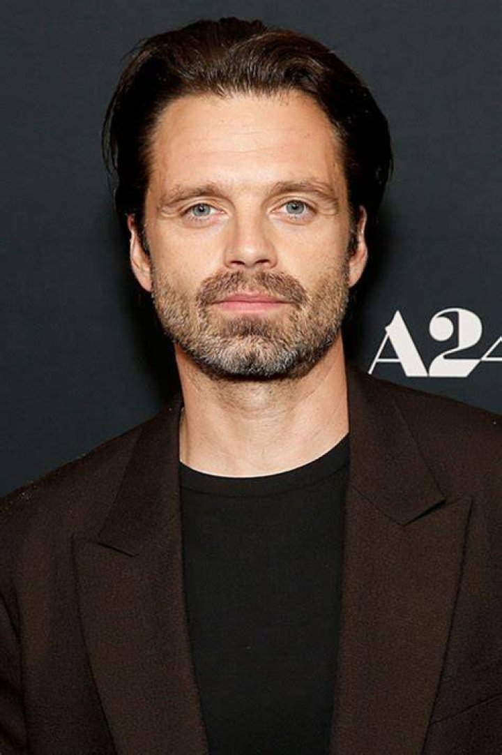 Sebastian Stan stays casual while girlfriend Alejandra Onieva turns