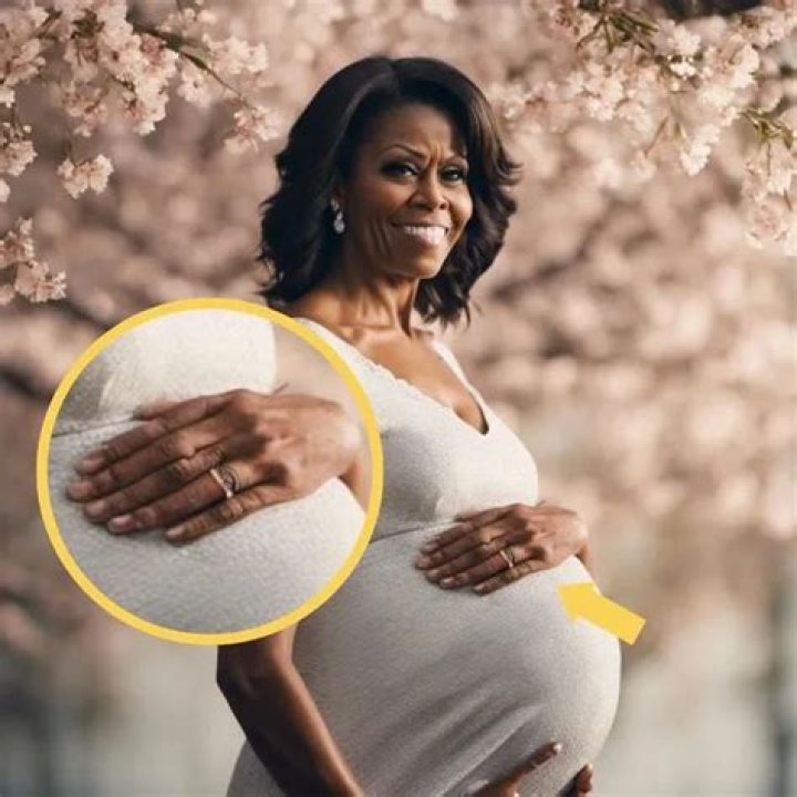 See Michelle Obama's Stunning Pregnancy Photos