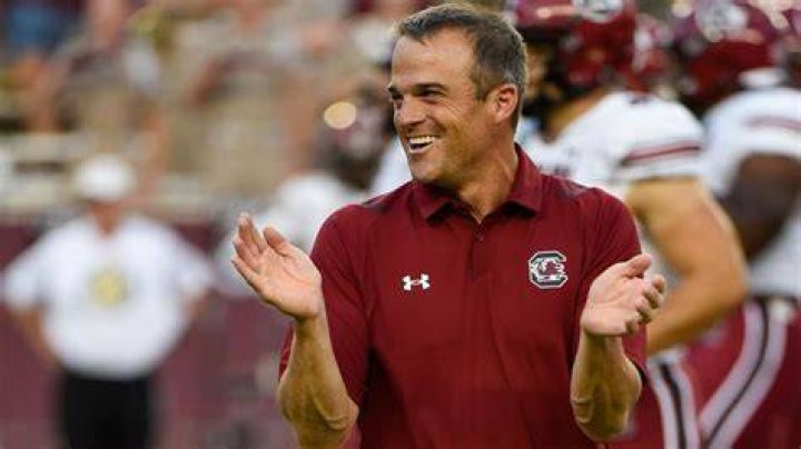 Shane Beamer admits South Carolina 'ran the same two plays over and