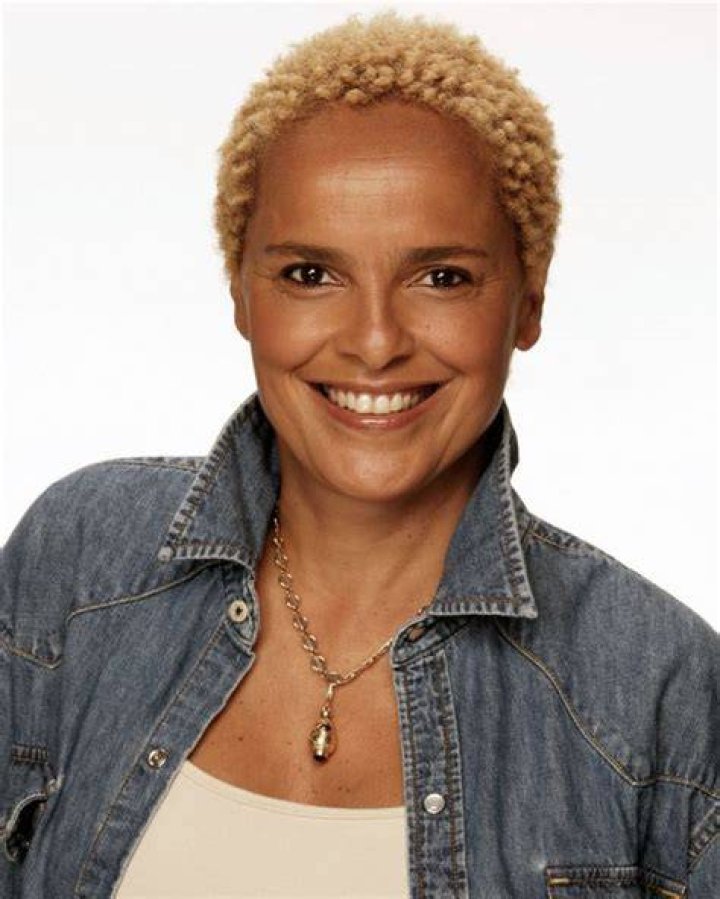 Shari Belafonte Hosts Event In Los Angeles to Launch "Women of War