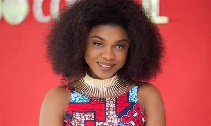 Singer's age, husband, children, parents, net worth and real name... ·