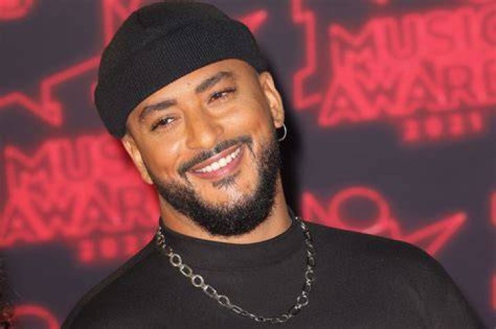 Slimane (Eurovision 2024) pr&eacute;sente son ch&eacute;ri pour la toute premi&egrave;re fois