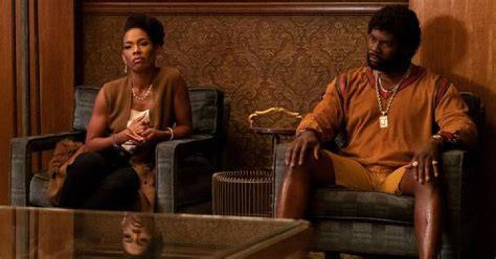 &lsquo;Snowfall&rsquo; Interview Angela Lewis Talks Aunt Louie in Season 6 Complex