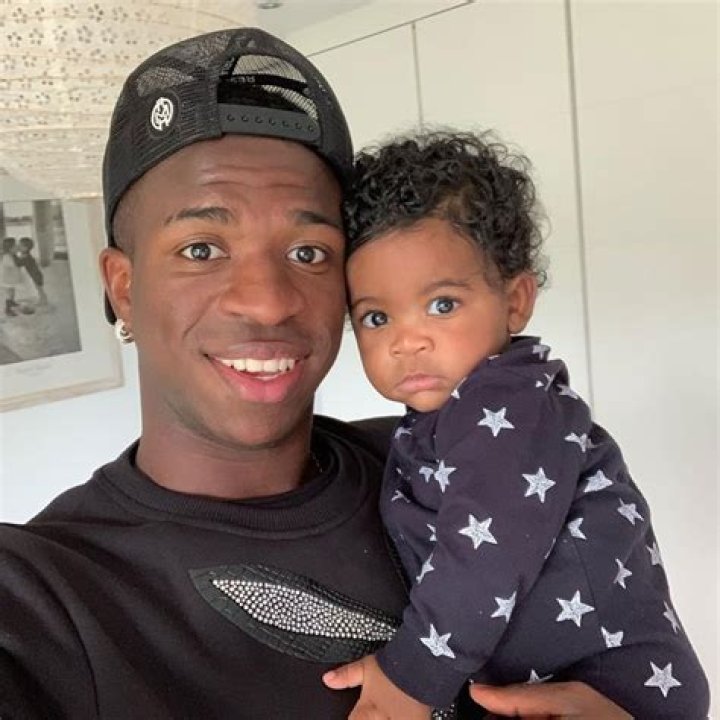 son.Vinicius Jr. acquires a lavish mansion in America complete with an