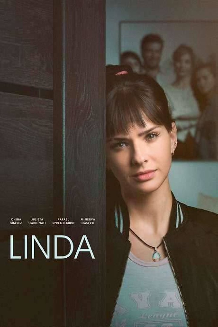 (SS2775513) Movie picture of Linda Blair buy celebrity photos and