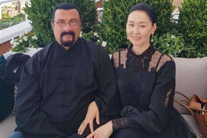 Steven Seagal Wife Elle