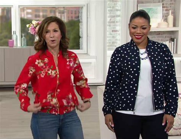 Susan Graver Qvc Bio Wiki Age Husband Tops