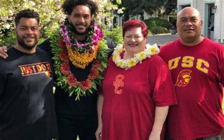 Talanoa Hufanga's Parents' Extraordinary Influence