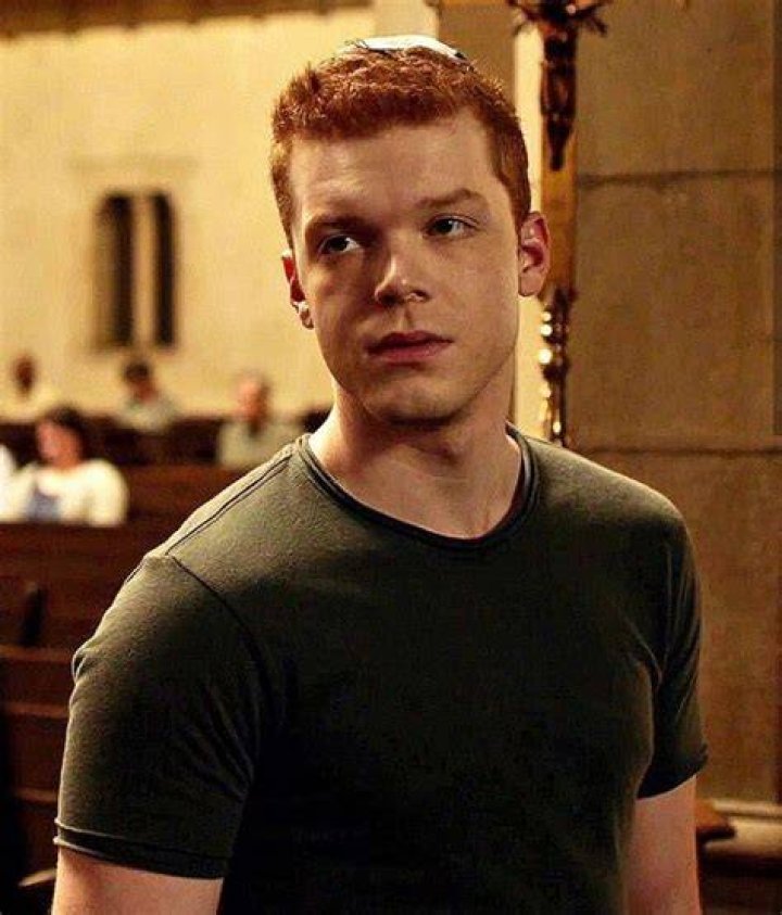 The Actor Who Embodies Ian Gallagher In "Shameless": Uncovering The Star Behind The Role