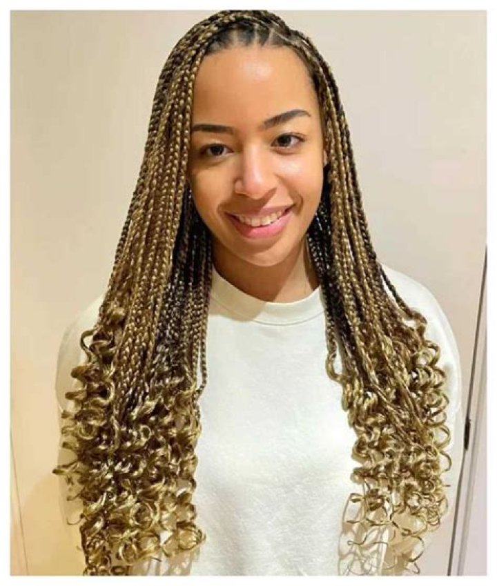 The Best Short Curly Knotless Braids Ideas ninoalex