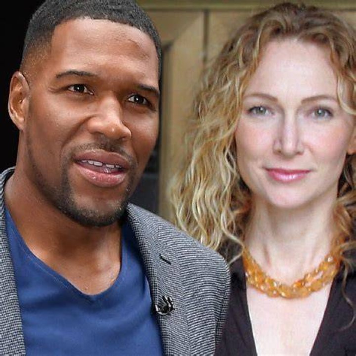 The Ex-Wife Of Football Legend: Michael Strahan