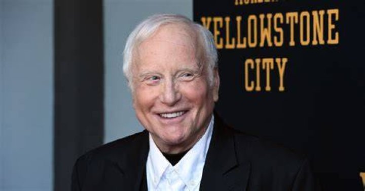 The Impressive Net Worth Of Oscar-Winning Actor Richard Dreyfuss