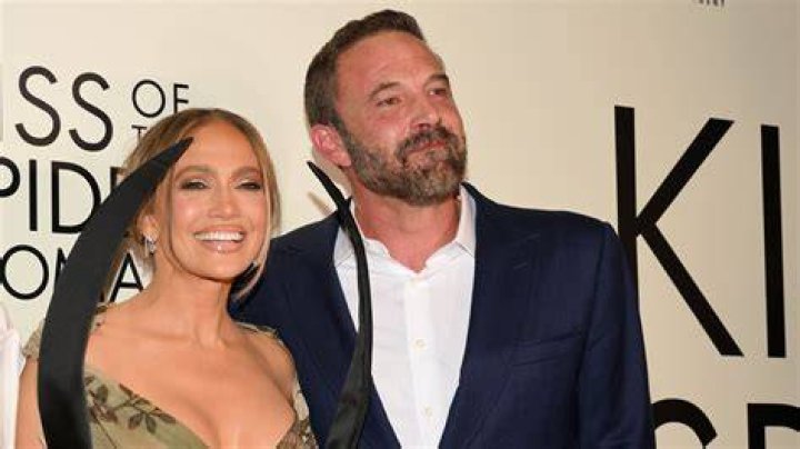 The Latest On Ben Affleck And Jennifer Lopez: A Hollywood Power Couple