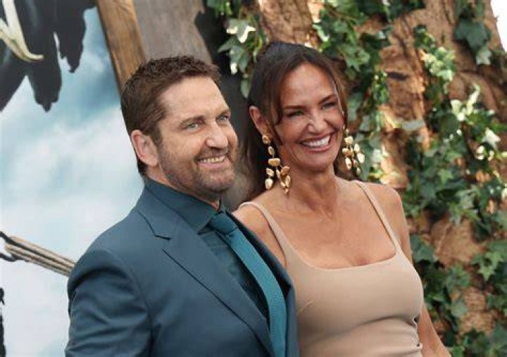 The Romantic Life Of Gerard Butler: Exploring His Past And Present Relationships