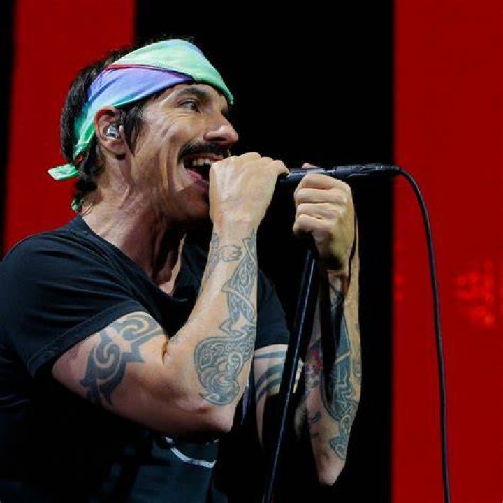 The Surprising Age Of The Red Hot Chili Peppers' Lead Singer: Uncovering The Secrets