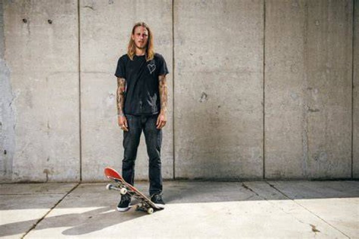 The Ultimate Guide To Riley Hawk: Skateboarding Prodigy And Legend