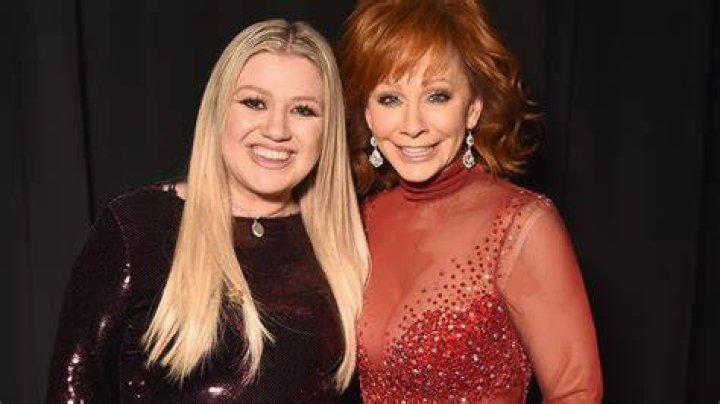 The Unspoken Bond: Unveiling The Kelly Clarkson And Reba McEntire Connection