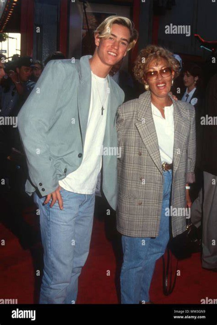 The Untold Story Of Mark-Paul Gosselaar's Mom