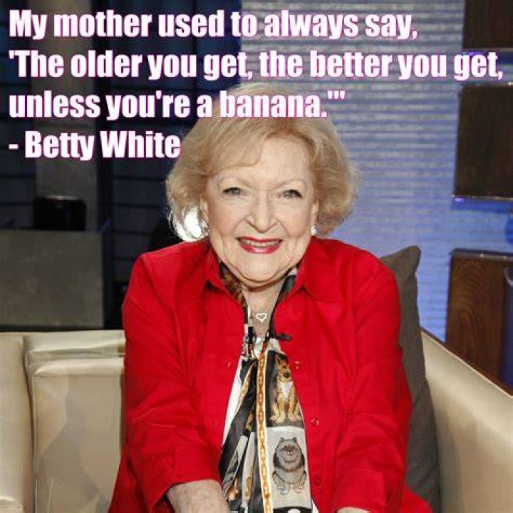 These Betty White Birthday Memes Celebrate the 98-Year-Old Actress
