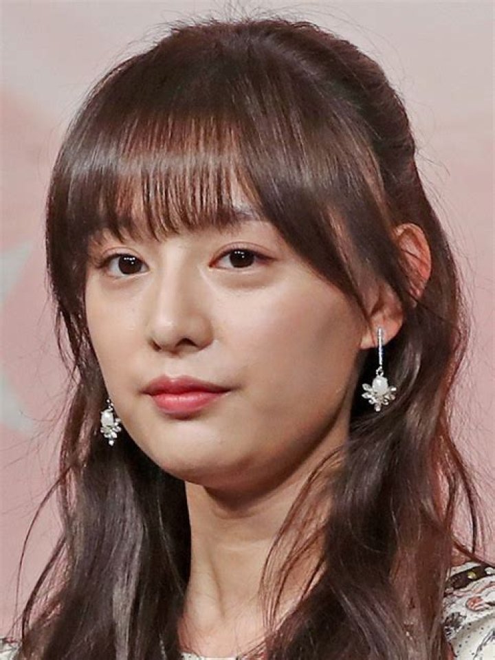 This Is What Kim Ji Won Looked Like Before She Got Famous