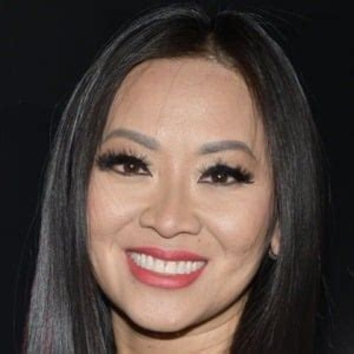 Tina Yoshi Le Biography, Age, Height, Figure, Net Worth » Bioofy