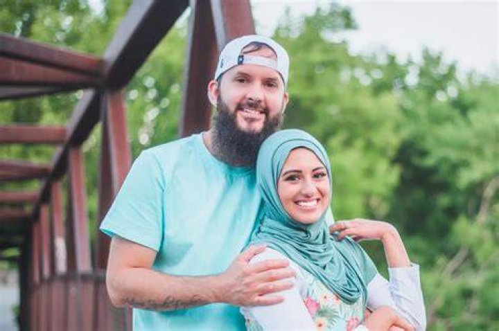 Toronto Muslim Couple Start EcoFriendly Hijab Business About Islam