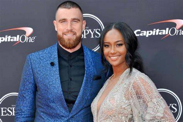 Travis Kelce&rsquo;s Ex Kayla Nicole Posts About &lsquo;Therapy Session