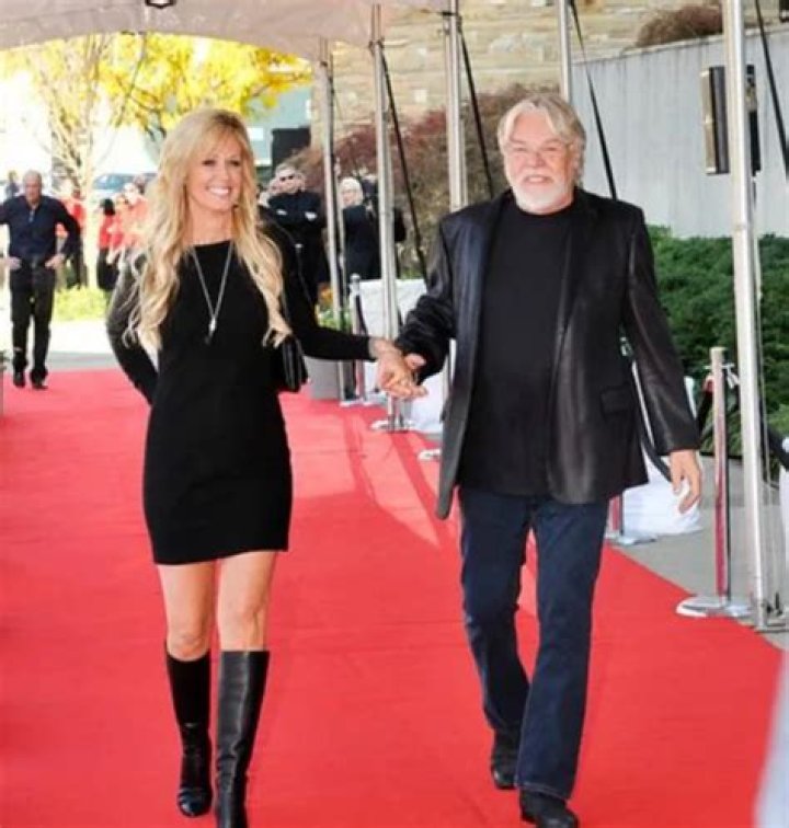 Uncover The Intimate Life: Bob Seger's Wife Unveiled