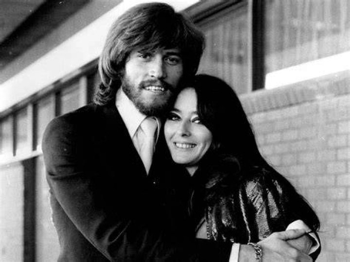 Uncover The Secrets: Barry Gibb's Wife Revealed