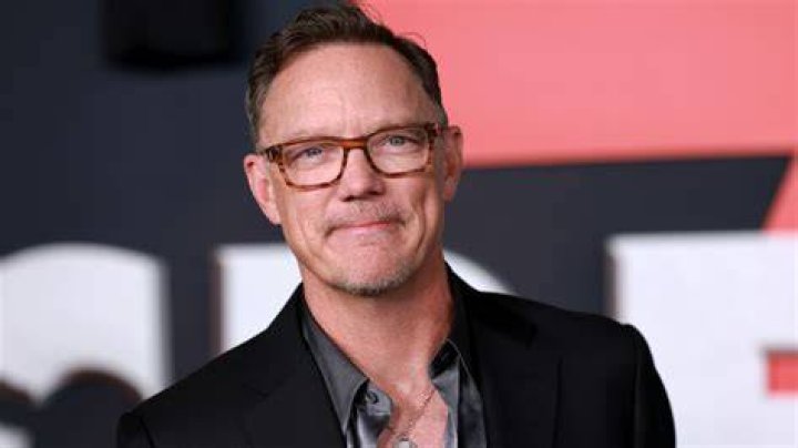 Uncover The Secrets Of Matthew Lillard's Enduring Relationships