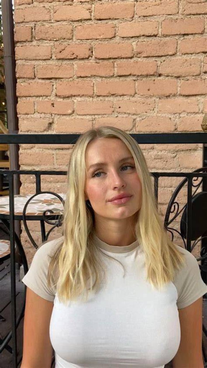 Uncover The Secrets Of Vega Thompson's OnlyFans Leak: Exclusive Revelations