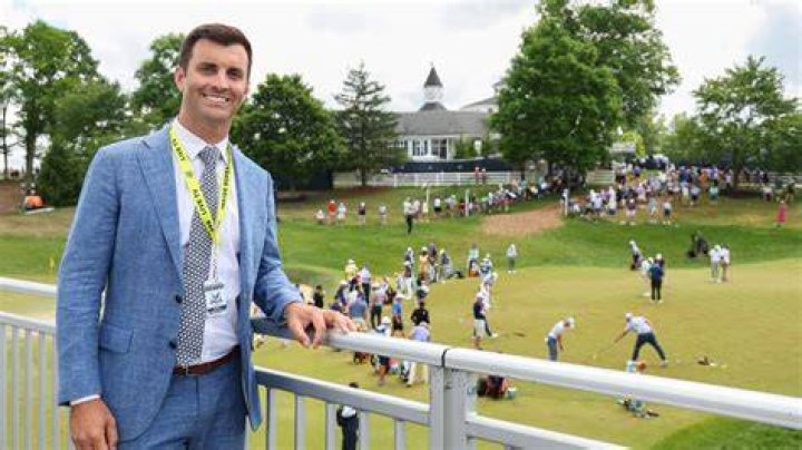 Uncover The Truth: Exploring Jeff Darlington's Stature