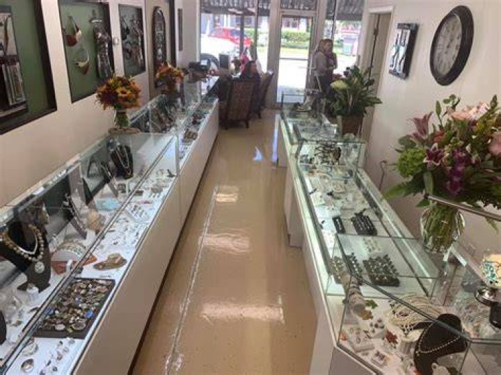 Unraveling The Stone Mountain Gems And Jewelry Car Accident: Discoveries And Insights