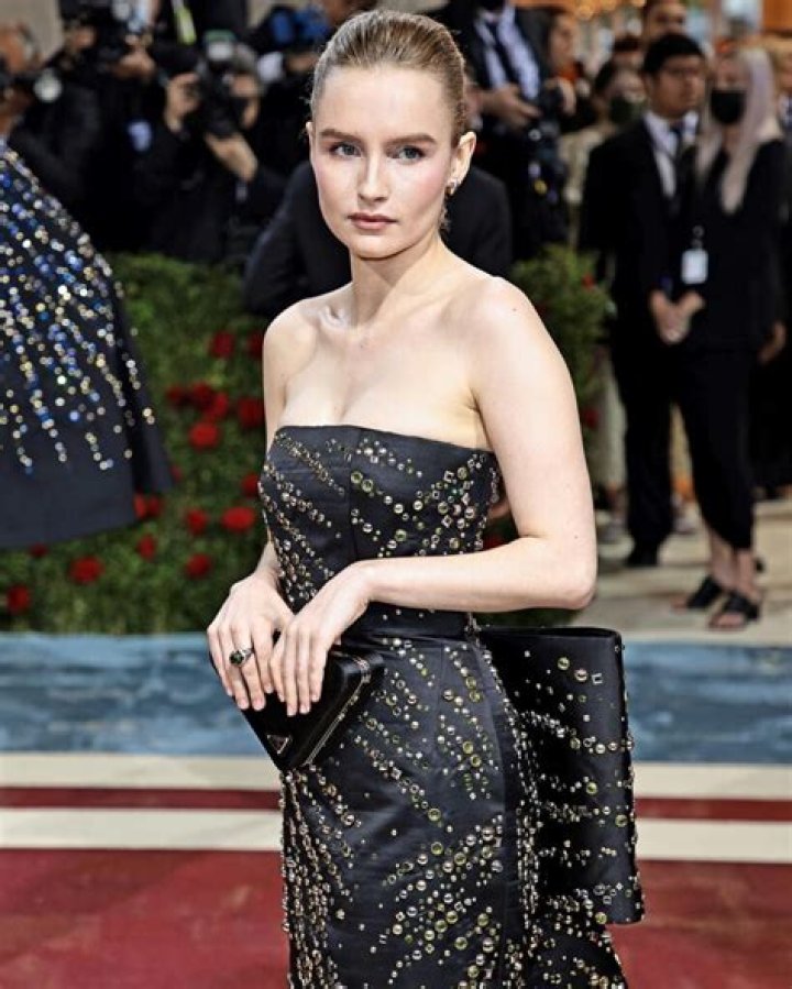 Unveil Olivia DeJonge's Net Worth: Secrets And Surprises Revealed
