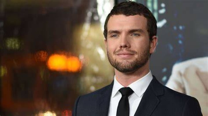 Unveiling Austin Swift's Net Worth: How Rich Is He?