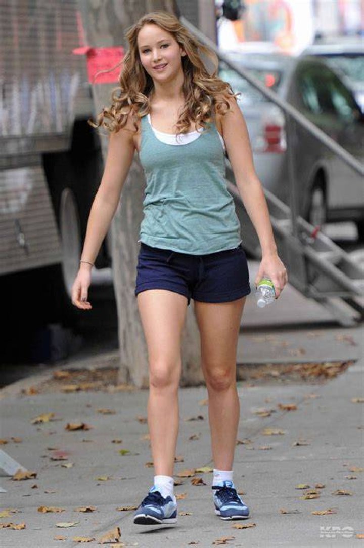 Unveiling Jennifer Lawrence's Height: Surprising Discoveries And Empowered Insights