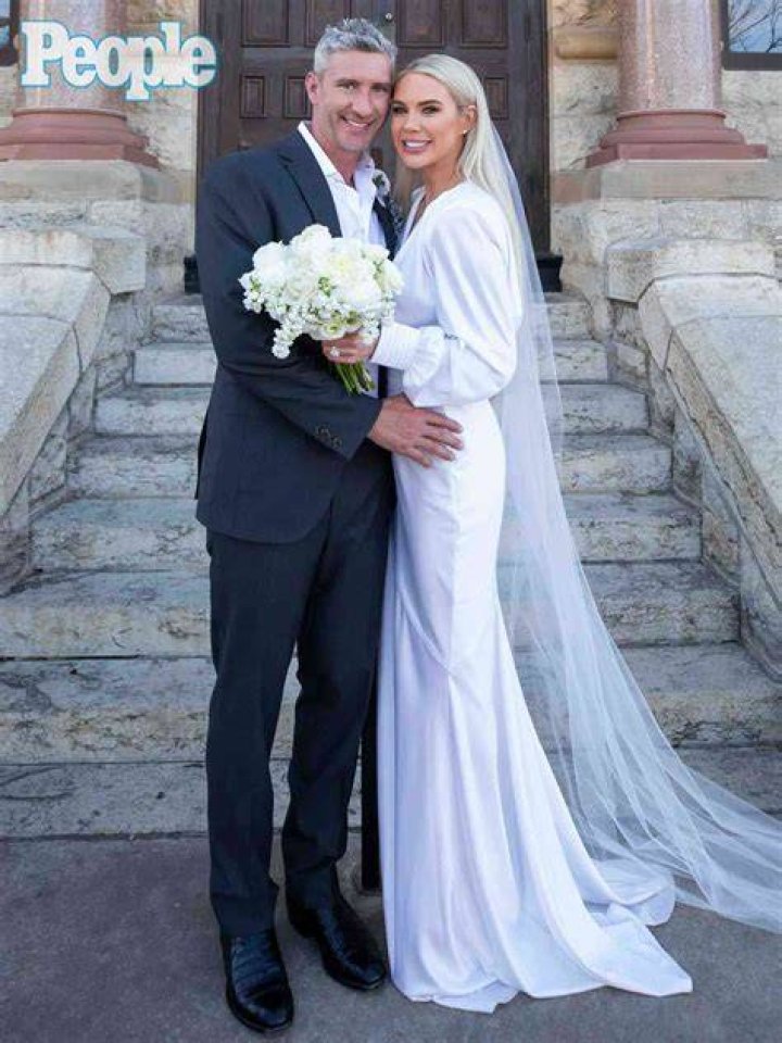 Unveiling Rachel Bradshaw: The Enigmatic Wife Of Chris Young