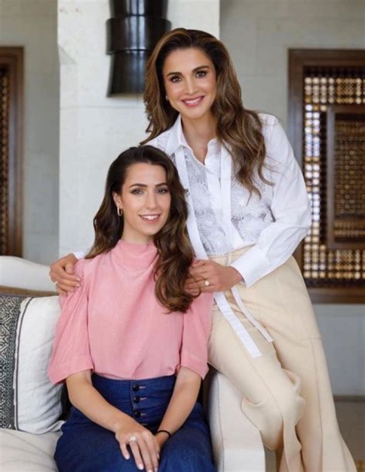 Unveiling Rajwa Al Saif's Height: Discoveries And Beyond