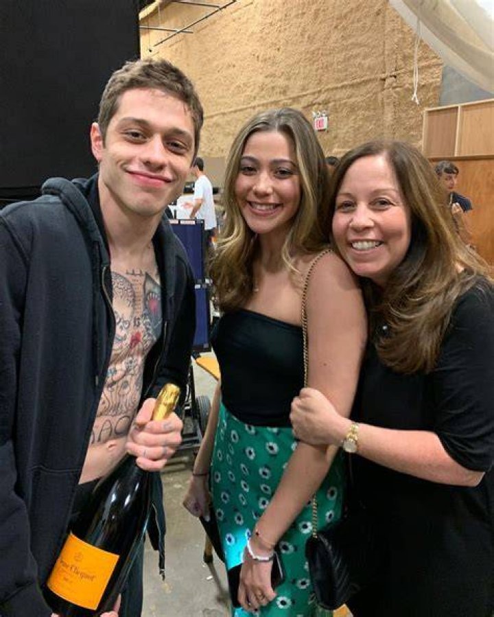 Unveiling The Hidden Story Behind Pete Davidson's Sister: Discoveries And Insights