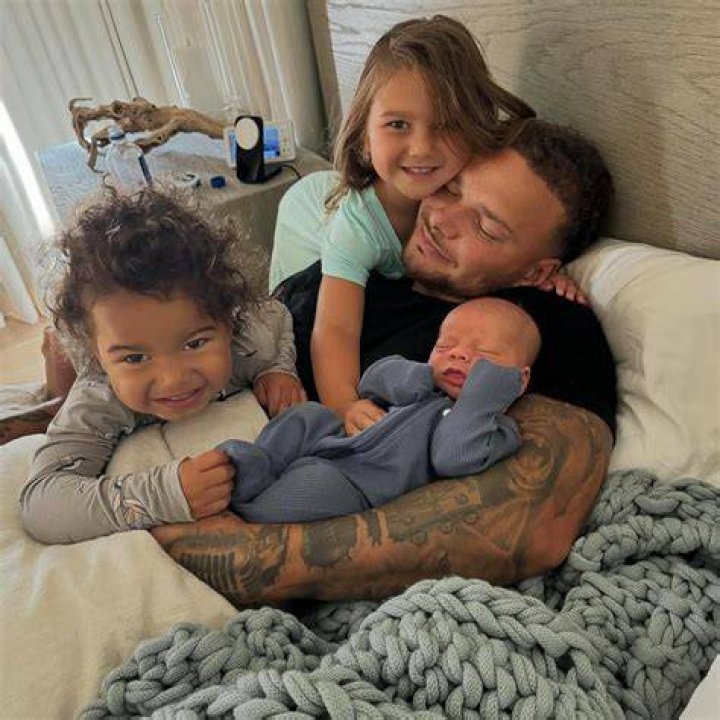 Unveiling The "Kane Brown Dad" Narrative: Discoveries And Insights