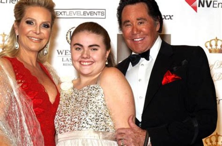 Unveiling The Life Of Lauren Newton: Wayne Newton's Daughter