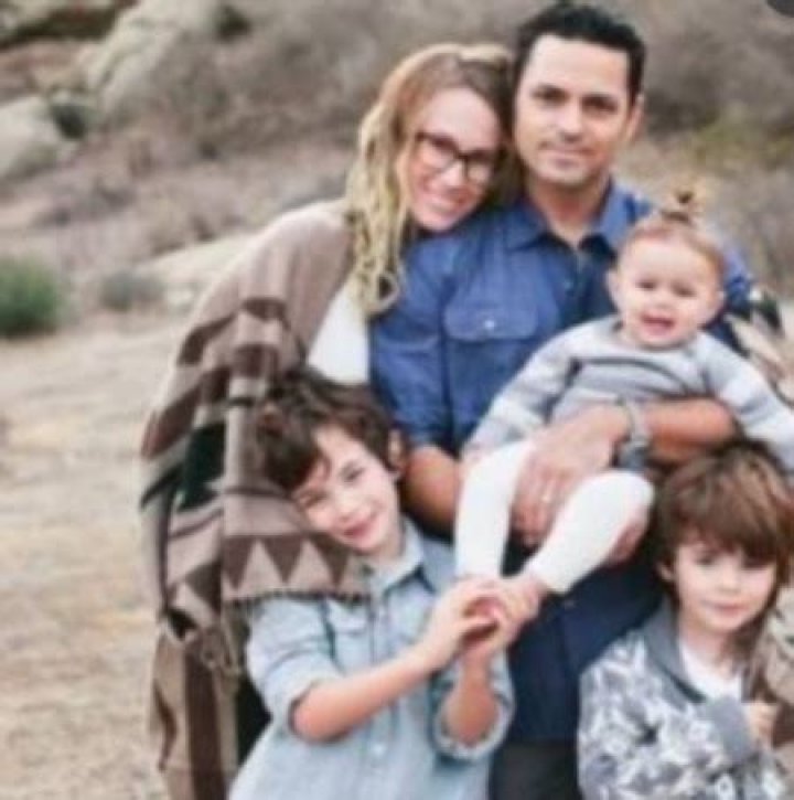 Unveiling The Mystery: Does Mike Vitar Have A Wife?