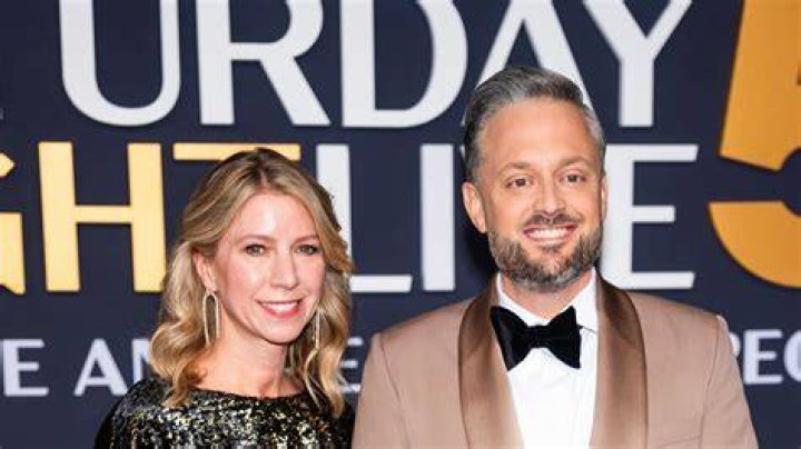 Unveiling The Role And Influence Of Nate Bargatze's Supportive Spouse