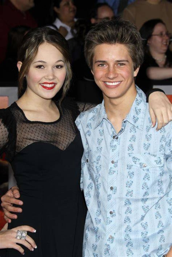 Unveiling The Secrets Behind Billy Unger's Marital Bliss