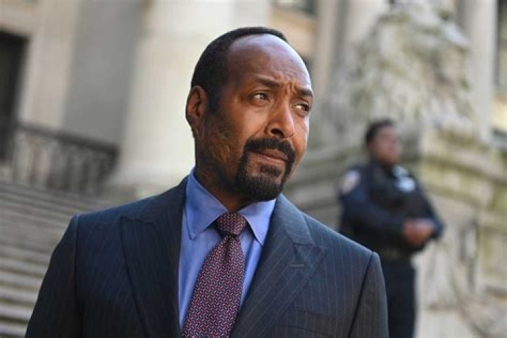 Unveiling The Secrets Of Jesse L. Martin's Enduring Marriage: Discoveries And Insights