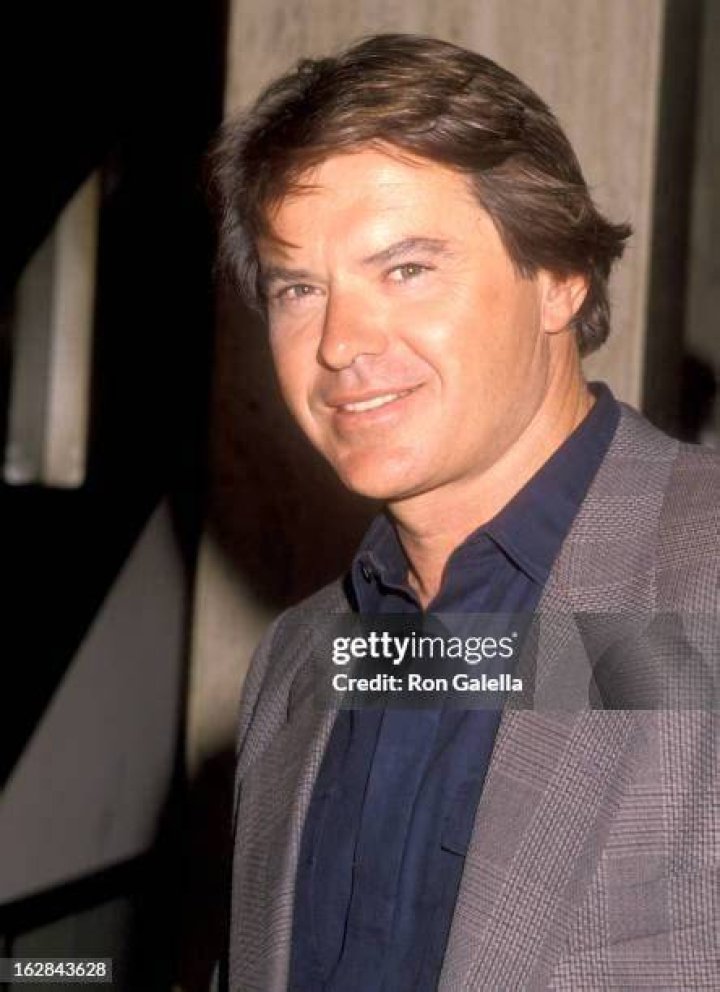 Unveiling The Secrets: Robert Urich's Height Explored